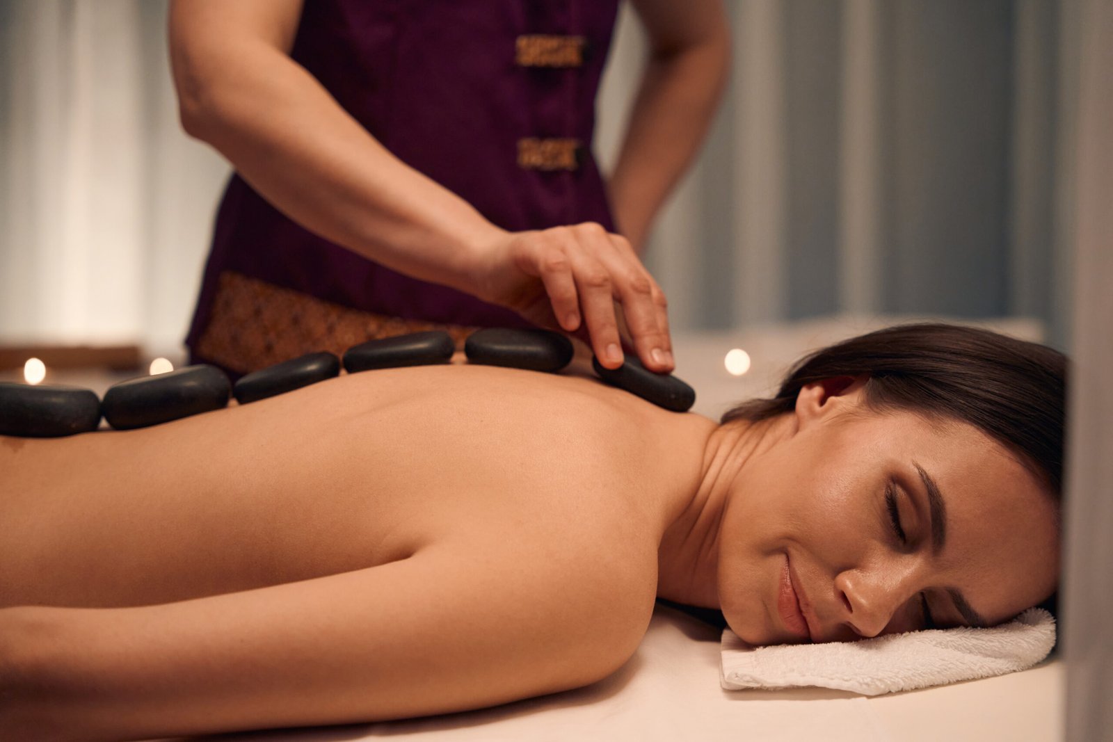 relaxing hot stone massage in a spa setting 2026 01 05 22 43 51 utc scaled